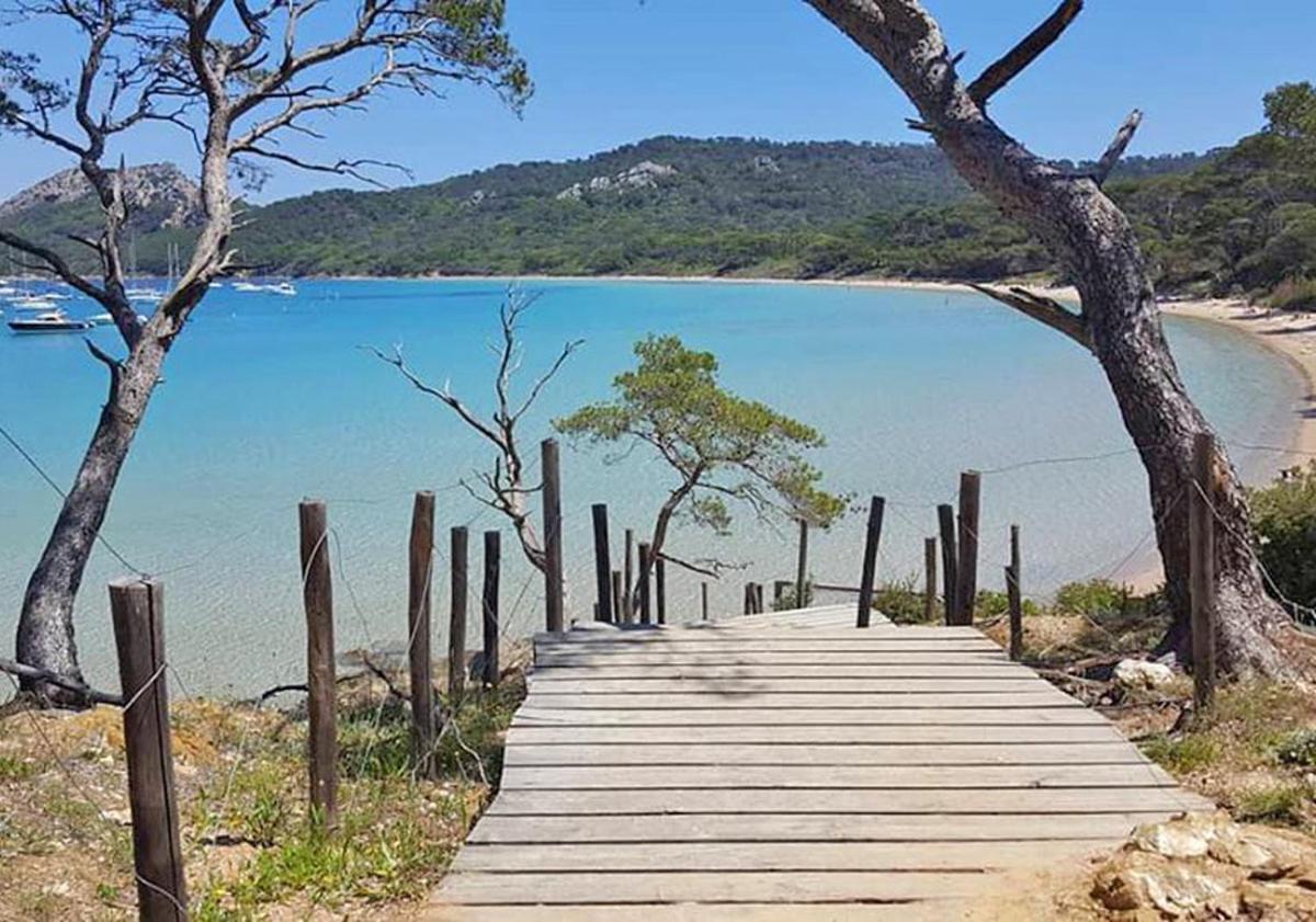 Superbe Logement Au Bord Des Plages Tulon Zewnętrze zdjęcie
